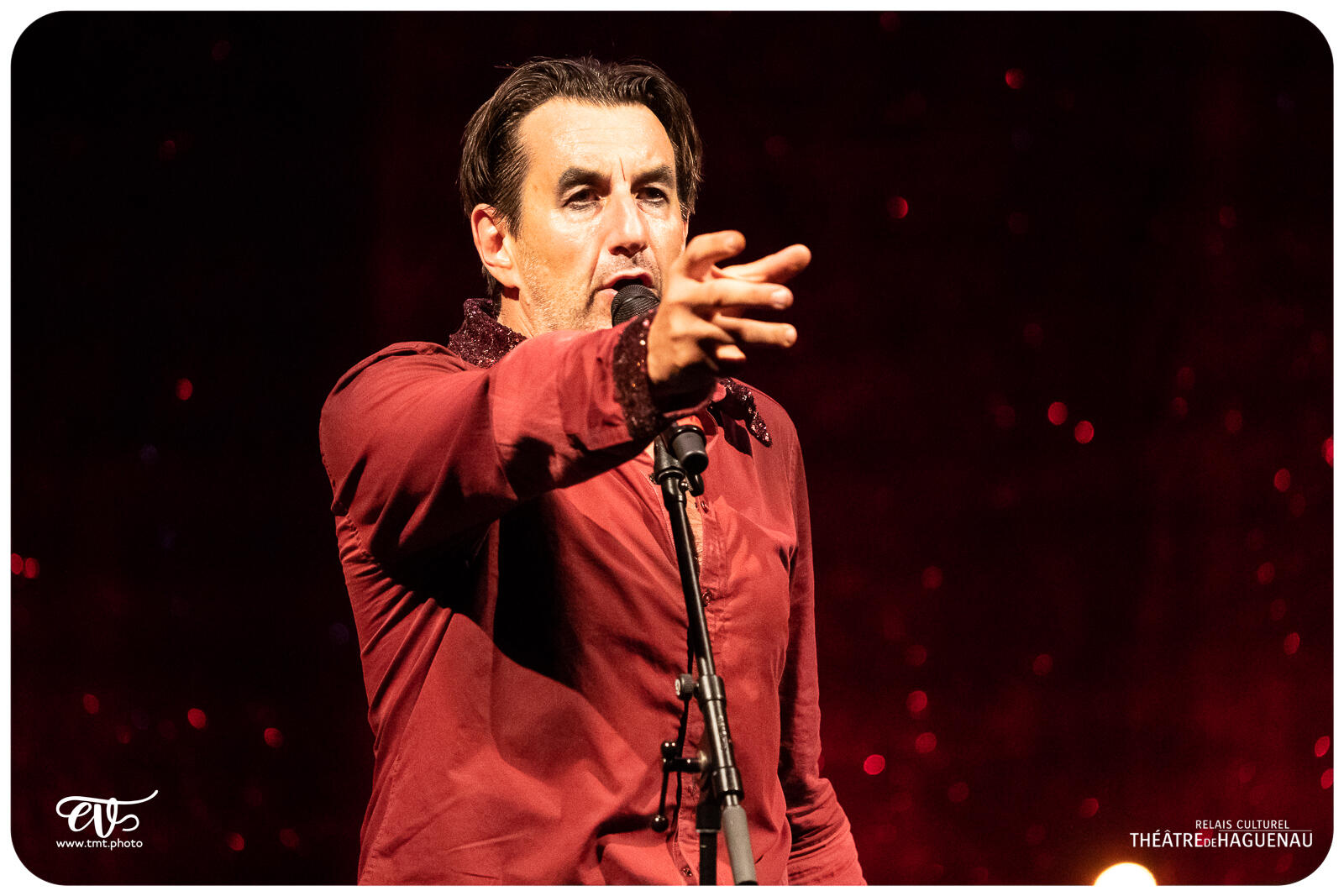 LE CABARET EXTRAORDINAIRE